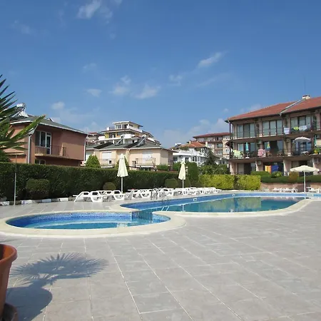 Apart Holiday Club